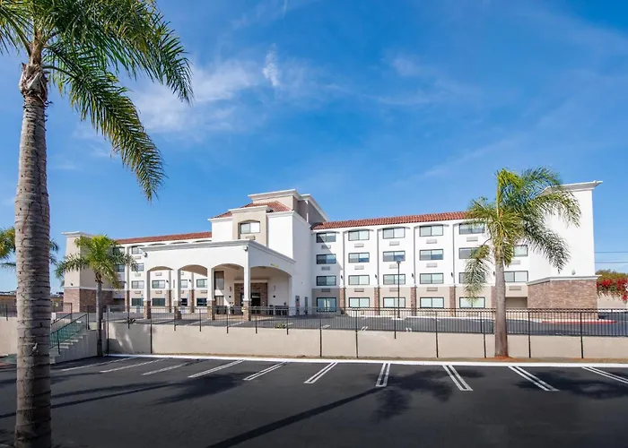 Holiday Inn Express San Diego South - National City By Ihg