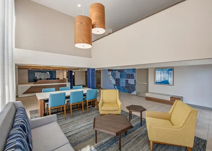 Holiday Inn Express San Diego South - National City By Ihg